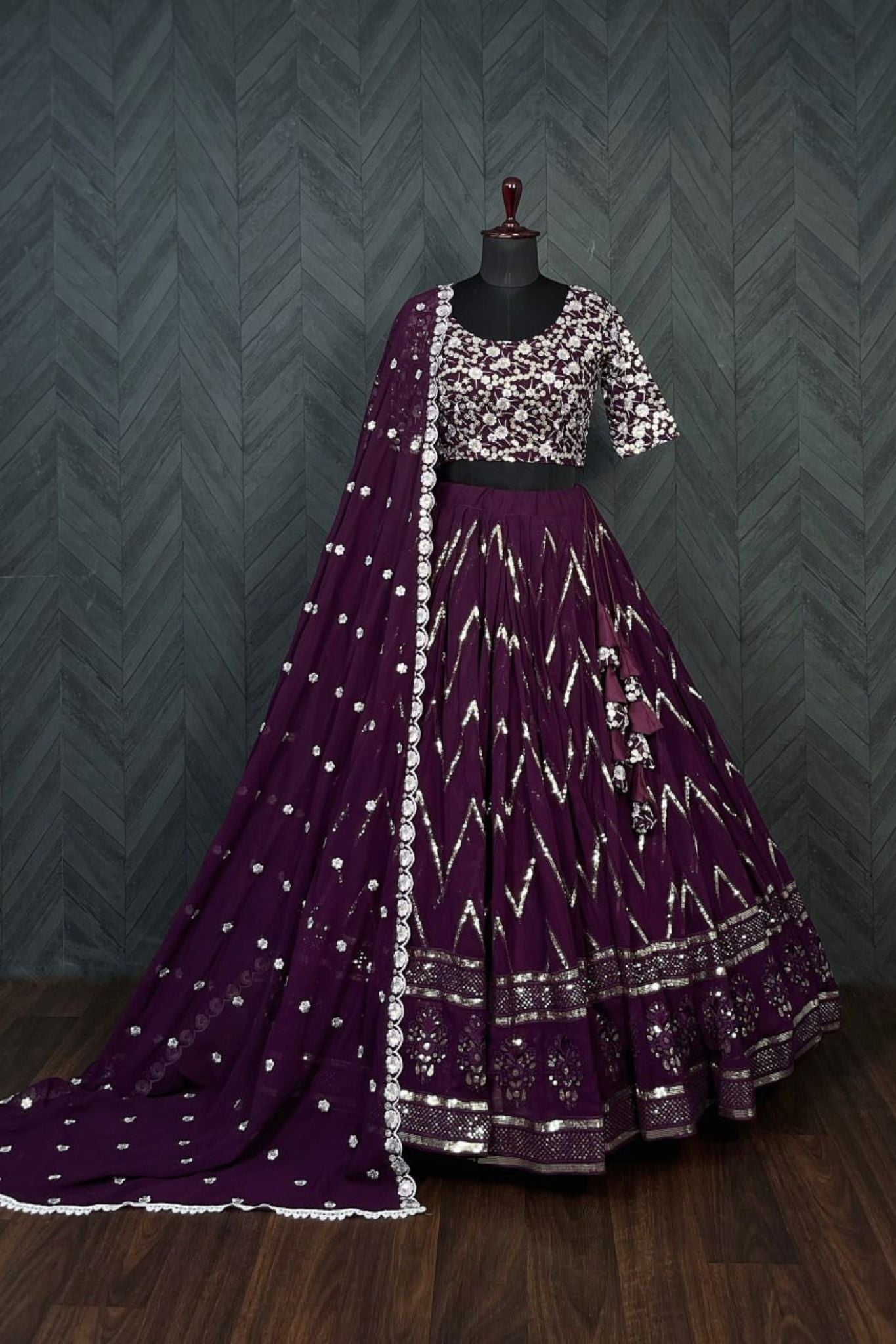 Embrace Beauty Of Traditional Designer Lehenga Choli Collection