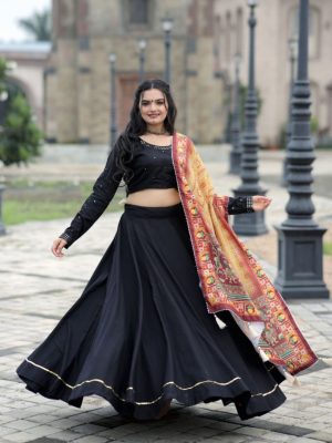 Maroon and Black Color Combination Designer Navratri Skirt-Top :: ANOKHI  FASHION