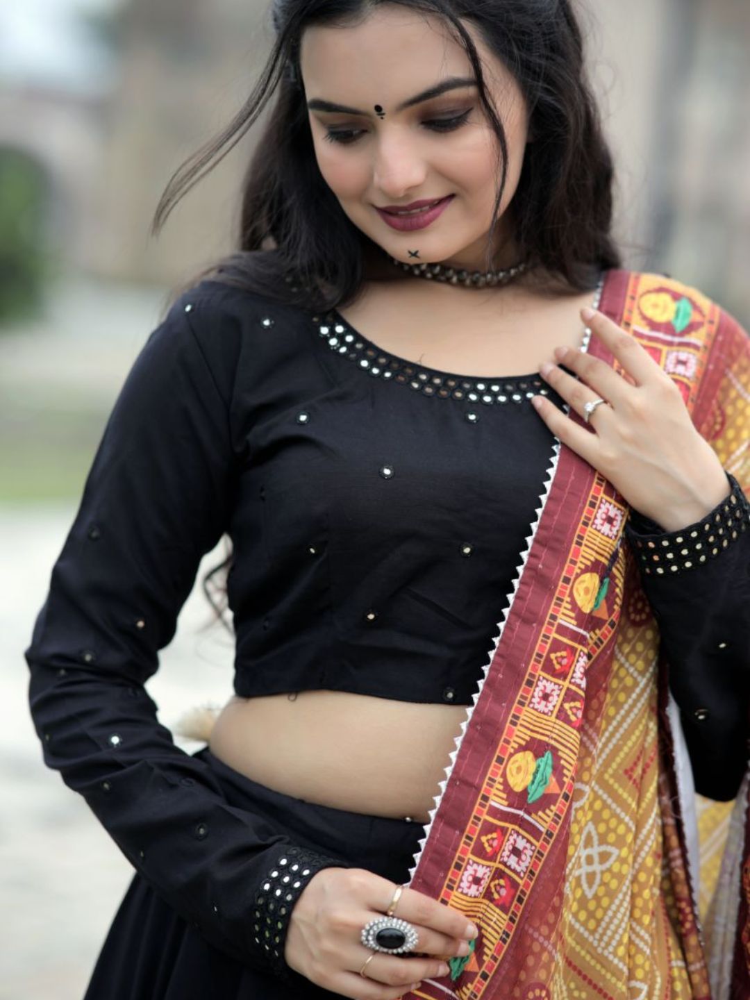 9 Sari And Lehenga Colours To Wear During Navratri 2023 | Femina.in