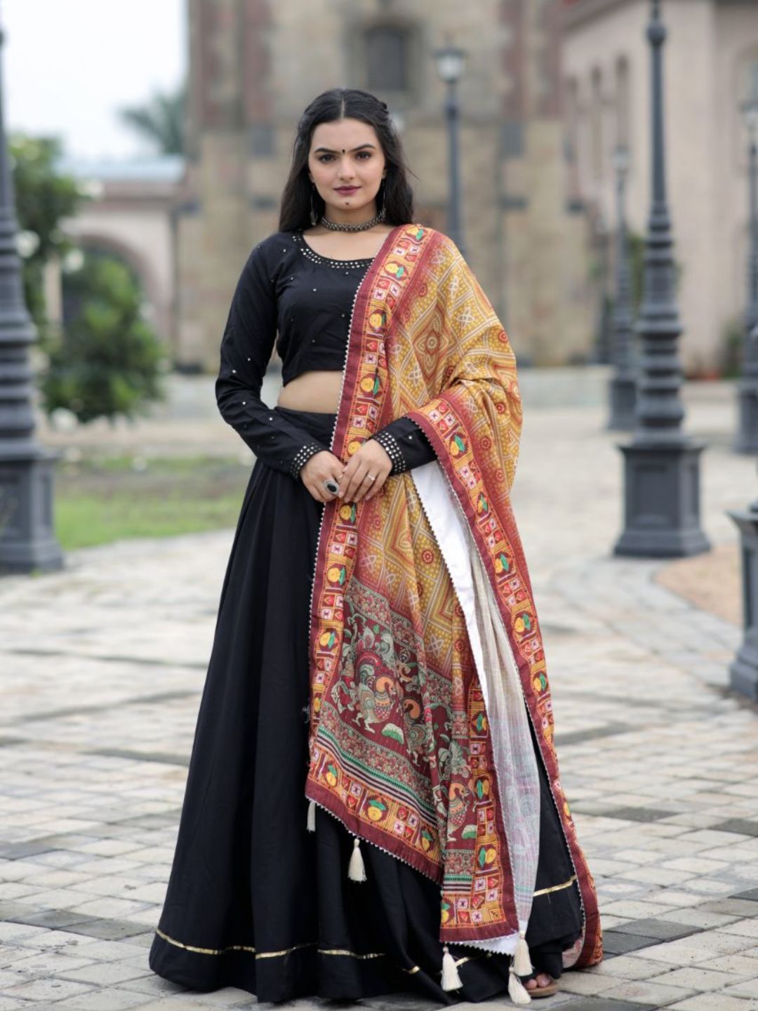 Black Crepe Silk Lehenga And Sweetheart Neck Sleeveless Choli With Floral  Zari Embroidery | Exotic India Art